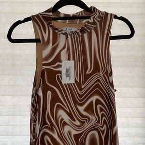 NEW WITH TAGS BROWN AND WHITE BODYCON MAXI DRESS IN WOMENS SIZE MEDIUM